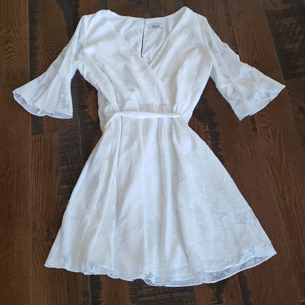 Kensie Self-Tie Bell-Sleeve Dress